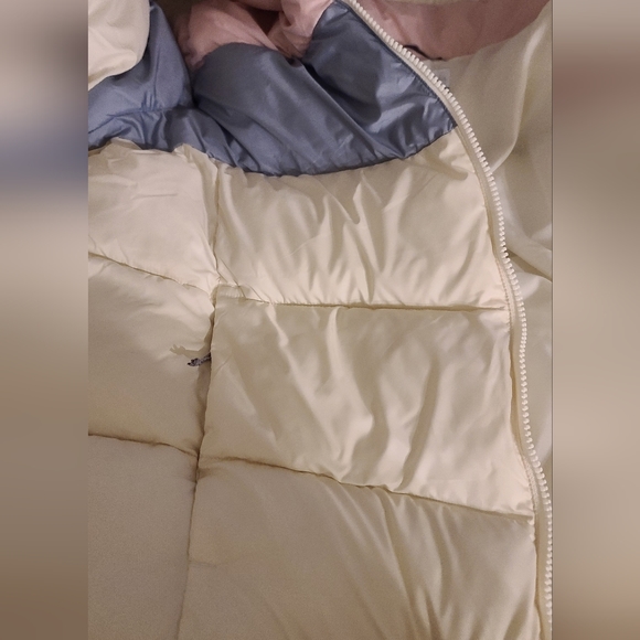 ColumbiaPuffect Color Blocked Jacket. - Picture 7 of 7